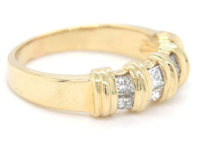 14kt Yellow gold Princess cut diamond dome ring