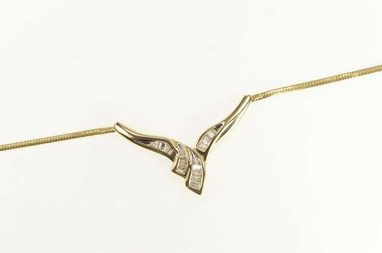 14K Yellow Gold 0.50 Ctw Baguette Diamond Chevron Necklace