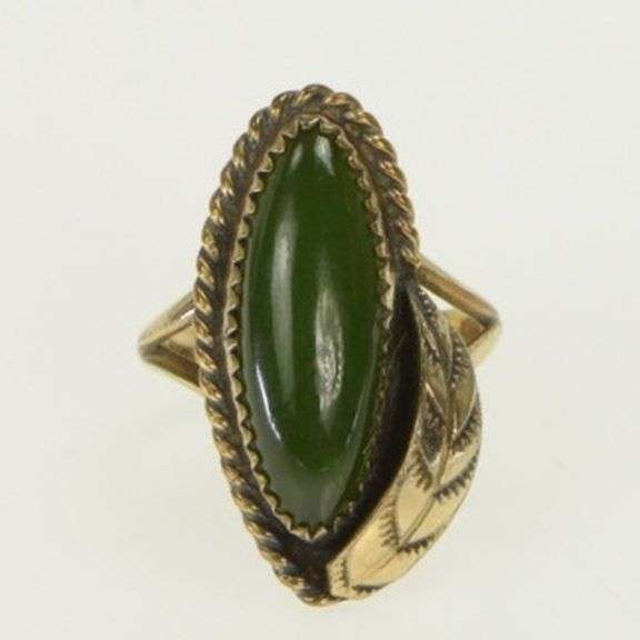 Gold Filled Nephrite Southwestern Feather Leaf Vintage Ring