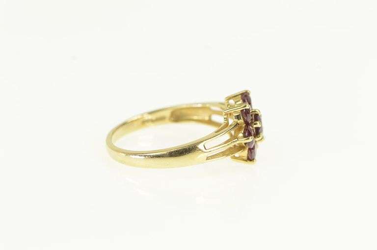 14K Yellow Gold Natural Ruby Flower Vintage Cluster Ring