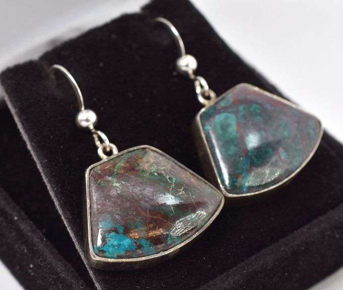 Superb Sterling Silver Turquoise Gemstone Dangle Earrings
