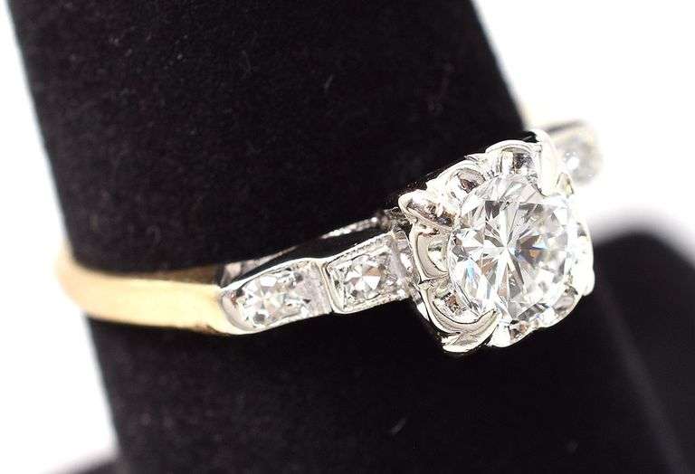 Fantastic 14K Yellow Gold Diamond Engagement Ring