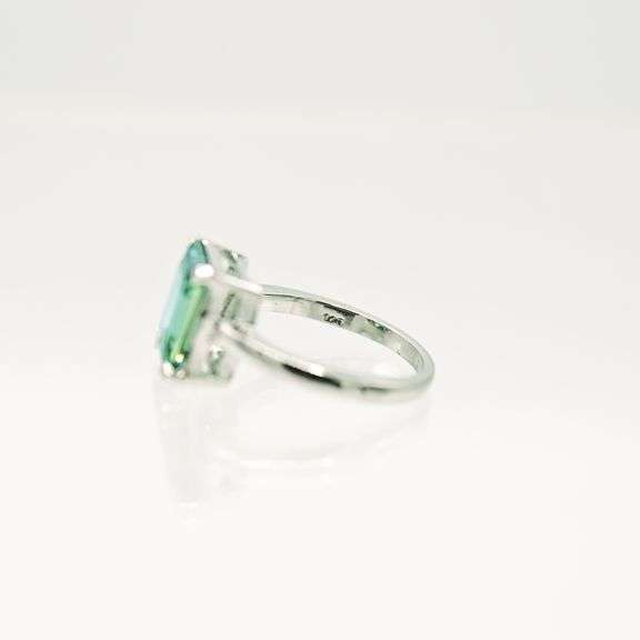 Dazzling 4.5 Ct Paraiba Aqua Blue Fire Moissanite Ring
