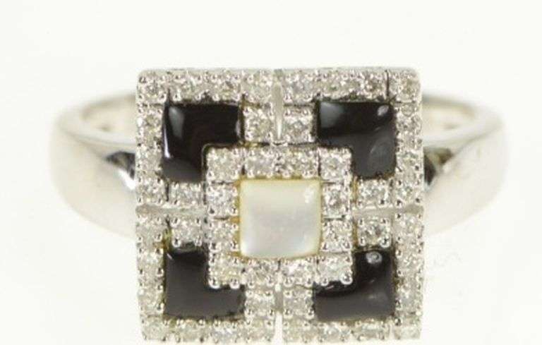 14K White Gold Square Diamond Black Onyx Mother of Pearl Ring