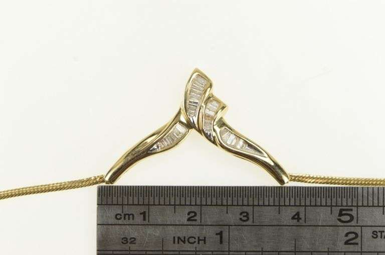 14K Yellow Gold 0.50 Ctw Baguette Diamond Chevron Necklace