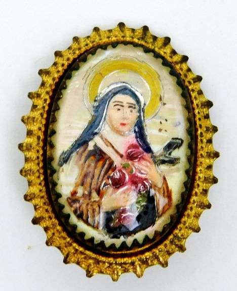 Early Handpainted Lourdes under Bubble Glass Pin