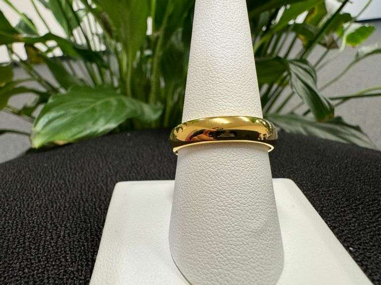 Men's Tungsten Carbide Thin Gold Color Tone Band Wedding Band Comfort Fit Ring Size 8