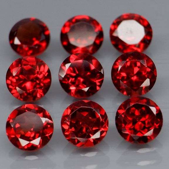 Premium 5.67ct round cut cherry red Garnet set