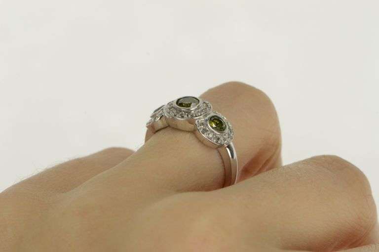 14K White Gold 1.30 Ctw Green White Diamond Halo Engagement Ring