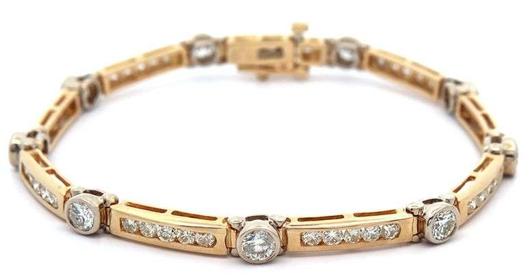 4.75ctw Diamond Bezel and Channel Set Station Bracelet in 14K