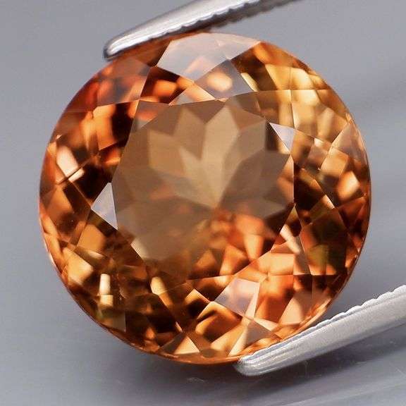 Outstanding 7.68ct true Imperial Topaz solitaire