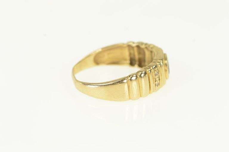 14K Yellow Gold Men's Sapphire Diamond Wedding Ring