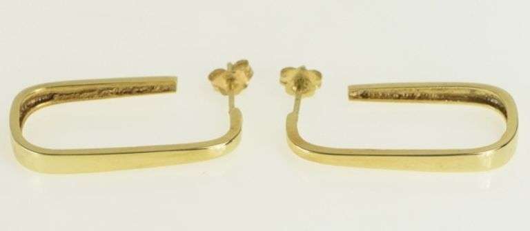 14K Yellow Gold 31.2mm Vintage Squared Oval Hoop Earrings