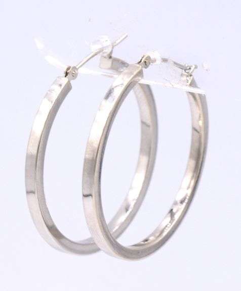14kt White gold hoop earrings