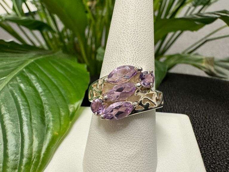 Sterling Silver Natural Gemstone Amethyst Ring Size 9