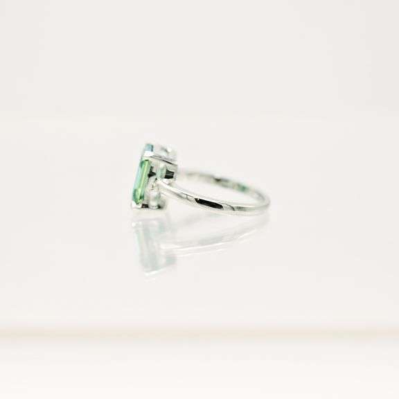 Dazzling 4.5 Ct Paraiba Aqua Blue Fire Moissanite Ring