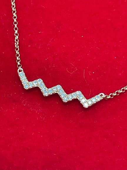 BRAND NEW 14K YELLOW GOLD DIAMOND NECKLACE