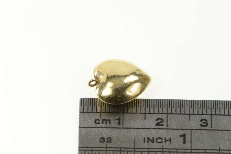 14K Yellow Gold Heart Love Symbol Classic Vintage Charm/Pendant