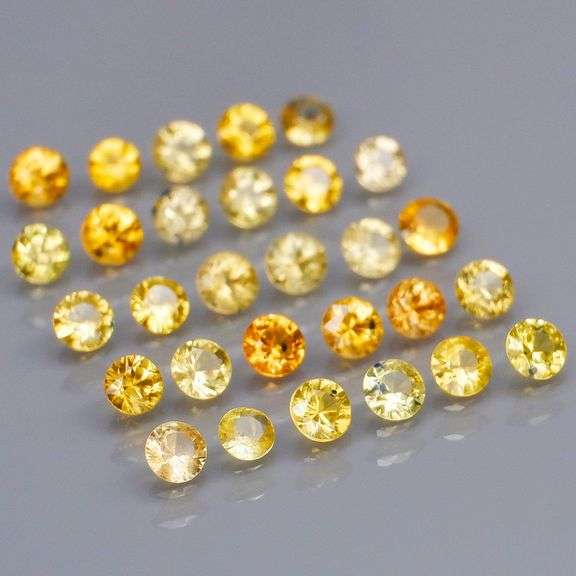 Glittering 3.52ct set of 29 golden Songean Sapphires