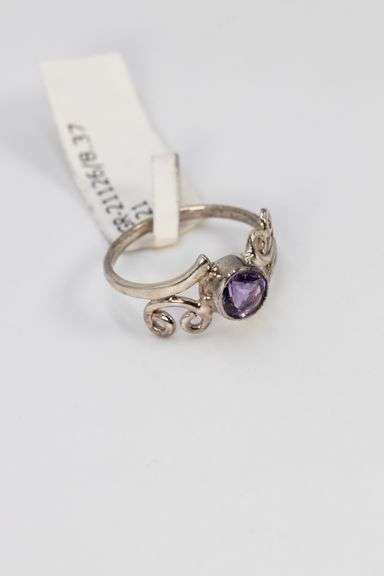 Sterling Silver Natural Amethyst Gemstone Ring Size 6