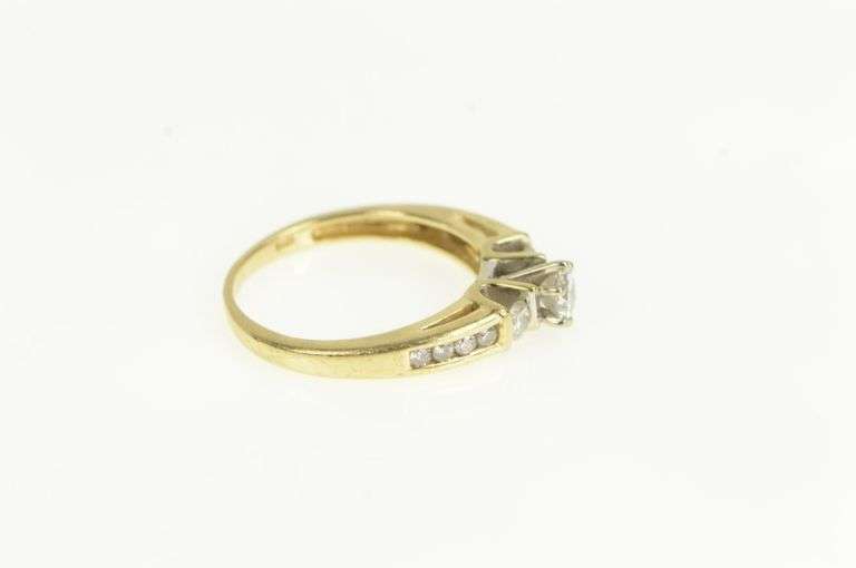 14K Yellow Gold 0.62 Ctw Diamond Classic Engagement Ring