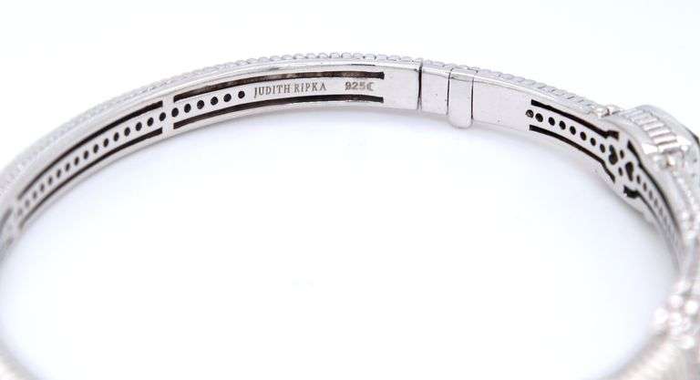 Judith Ripka Emerald green quartz bangle bracelet in 925 sterling silver