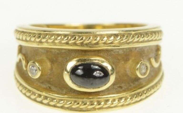 14K Yellow Gold Black Onyx Etruscan Revival Elaborate Vintage Ring