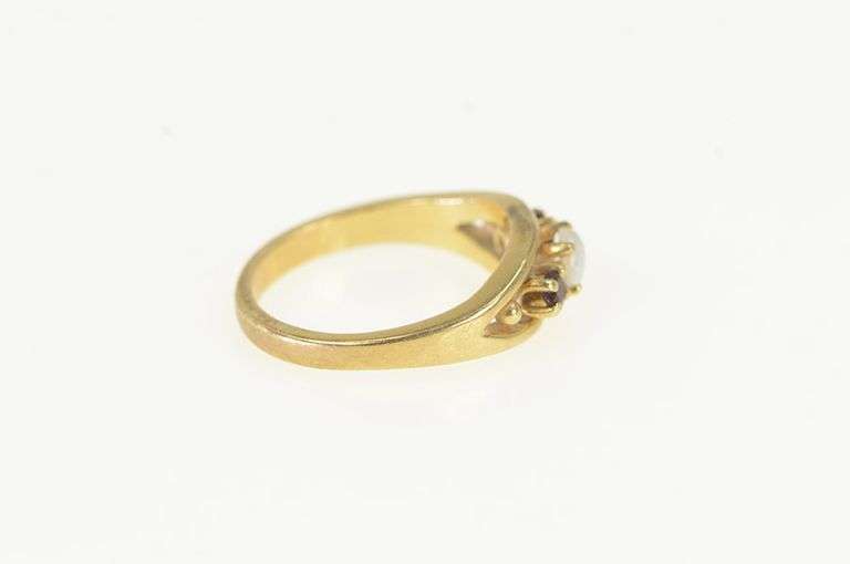 14K Yellow Gold Garnet Opal Vintage Statement Ring