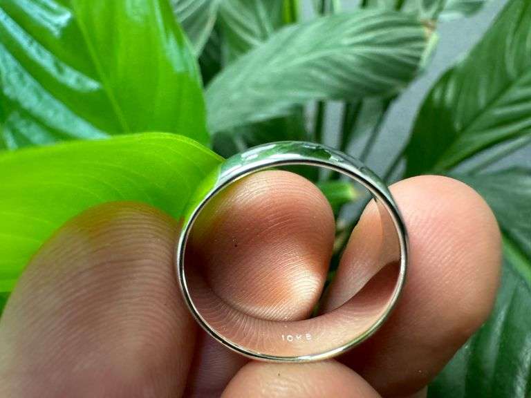 10k White Solid Gold 6mm Domed Plain Men's Women's Wedding Band Size 13