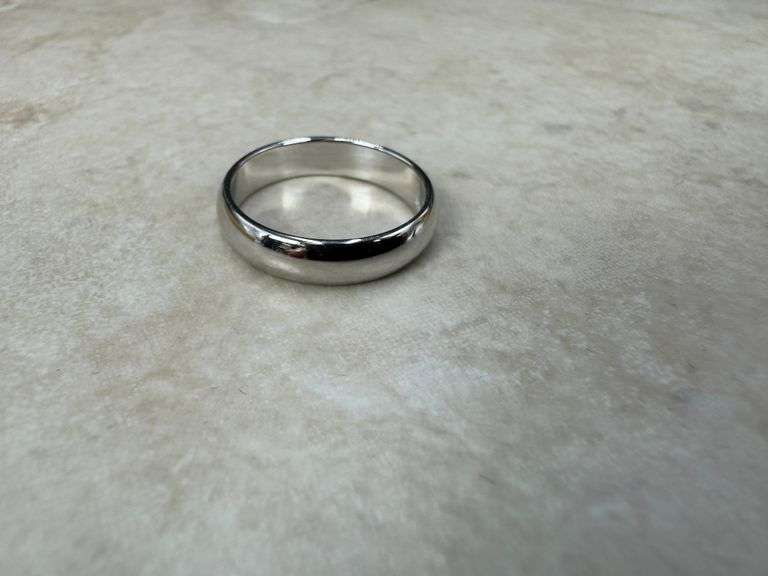 14k White Solid Gold 4mm Domed Plain Men's Women's Wedding Band Size 6