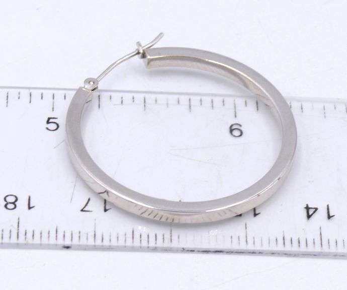 14kt White gold hoop earrings