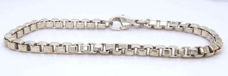 Tiffany & Co Venetian link bracelet in 925 sterling silver