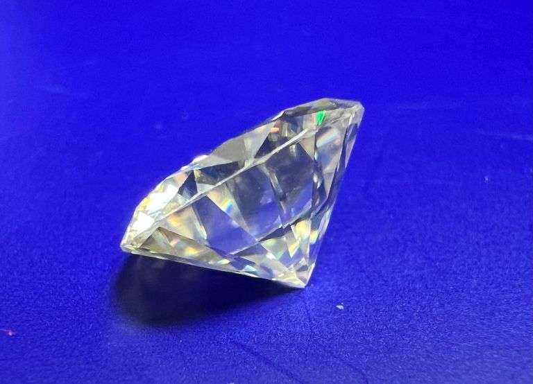 Huge 4.5 Ct VVs1 F-G Simulated Diamond Solitaire