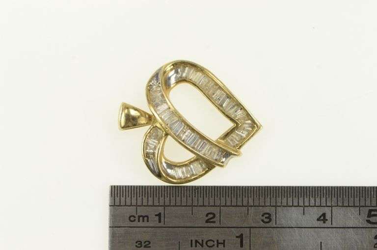 10K Yellow Gold 1.75 Ctw Baguette Diamond Heart Love Pendant