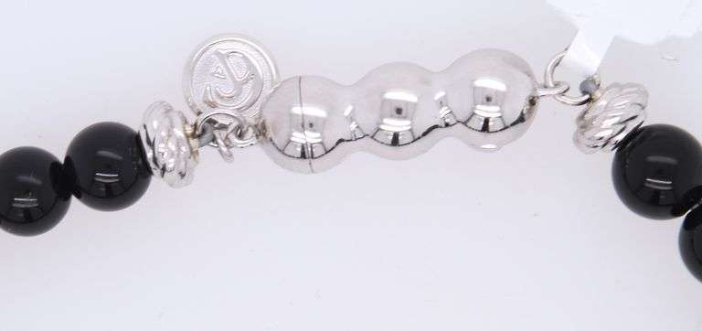 Gabriel & Co 6mm black onyx beaded bracelet