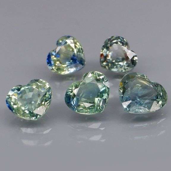 Heated only! 3.06ct heart cut Australian Sapphire set