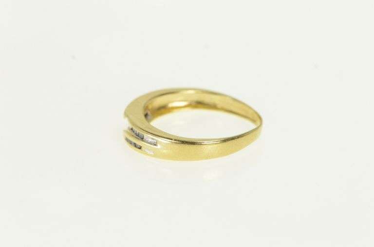 14K Yellow Gold Baguette Diamond Men's Wedding Band Ring