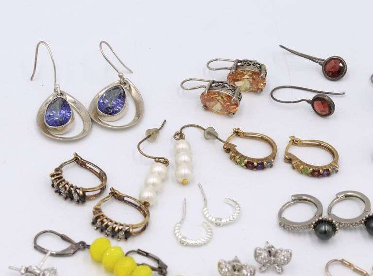 Group lot of vintage 925 sterling silver earrings