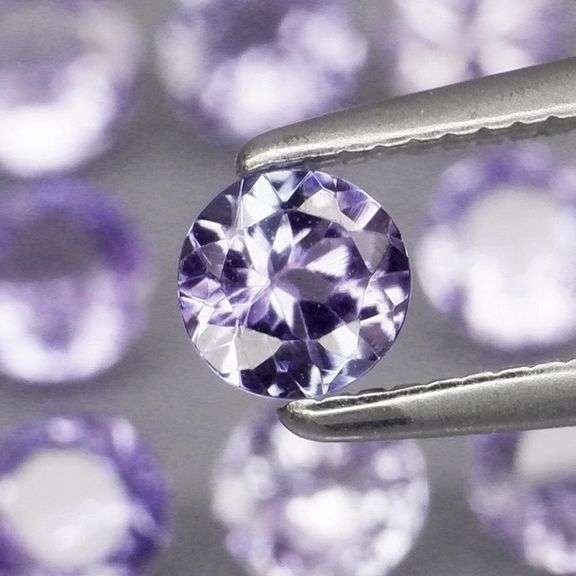 Awesome 2.99ct high luster Tanzanite set
