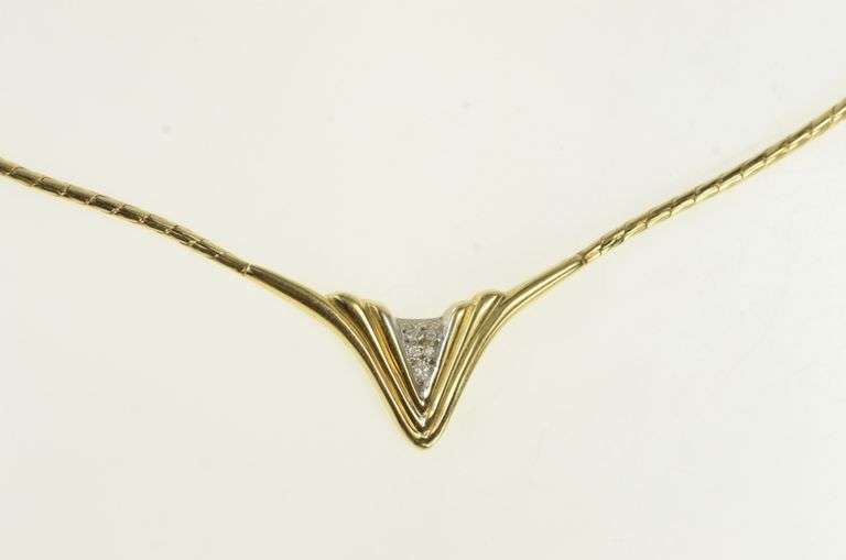 14K Yellow Gold Vintage Diamond Chevron Square Chain Necklace