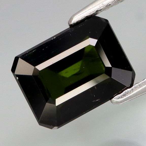 Gorgeous 2.94ct deep green Tourmaline