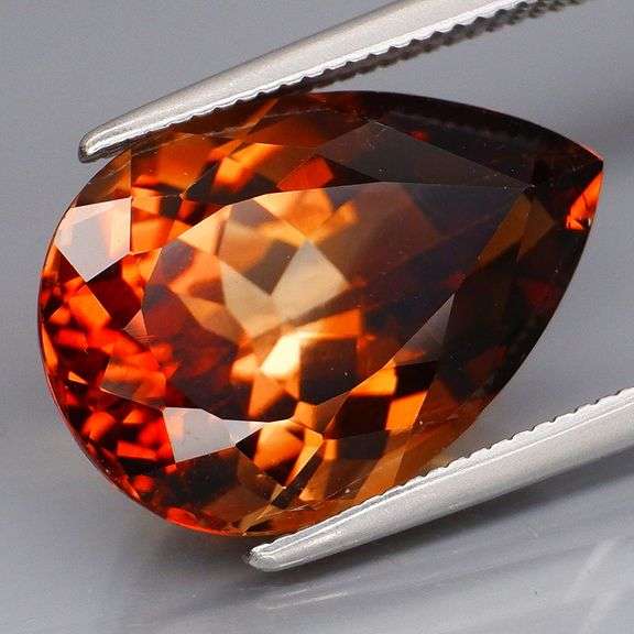 Stunning 9.22ct pear cut Imperial Topaz