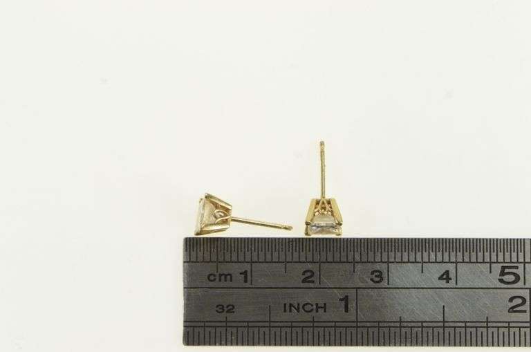 14K Yellow Gold 1.00 Ctw Princess Diamond Solitaire Stud Earrings