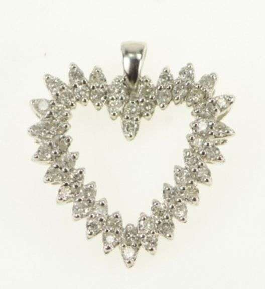 14K White Gold 0.78 Ctw Diamond Vintage Heart Love Pendant