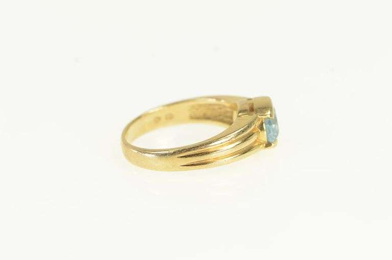 14K Yellow Gold Oval Blue Topaz Grooved Statement Ring