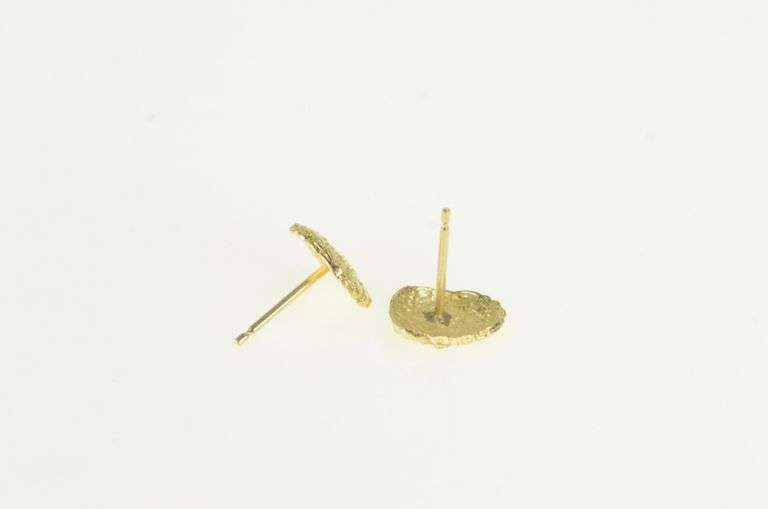 14K Yellow Gold Scallop Sea Shell Ocean Motif Stud Earrings