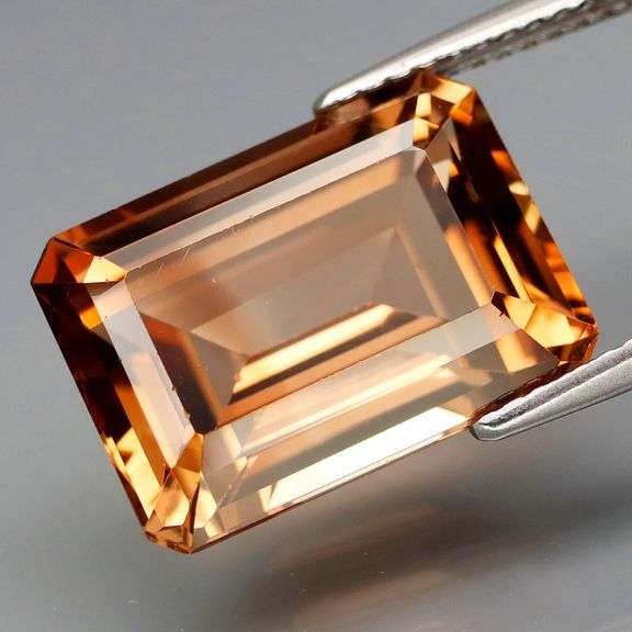 Classic cut and simply gorgeous 10.51ct eye clean Topaz