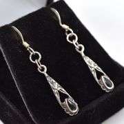 Lovely 925 Black Onyx Gemstone Dangle Earrings