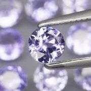Glittering 3.08ct bright blue violet Tanzanite set