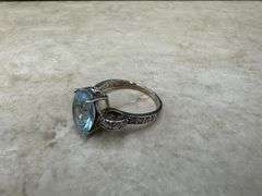 Sterling Silver Natural Gemstone Blue Topaz Ring Size 6